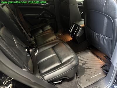 2015 Porsche Cayenne S   - Photo 10 - Bethany, CT 06524