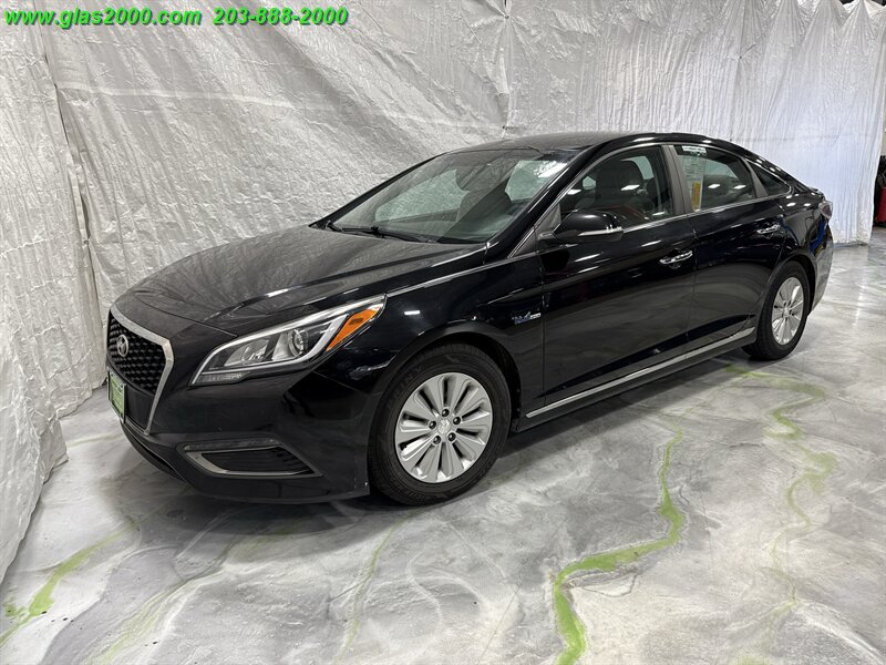 2016 Hyundai SONATA Hybrid SE   - Photo 1 - Bethany, CT 06524
