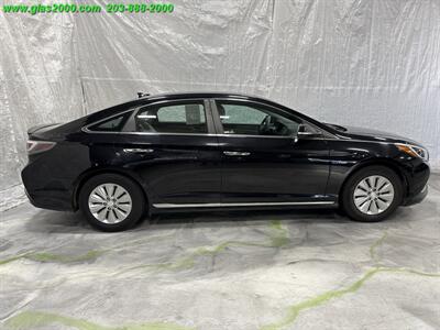 2016 Hyundai SONATA Hybrid SE   - Photo 14 - Bethany, CT 06524