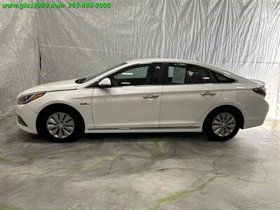 2016 Hyundai SONATA Hybrid SE   - Photo 13 - Bethany, CT 06524