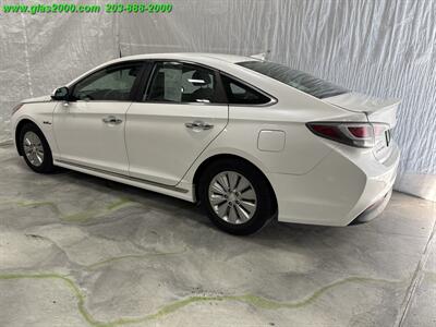 2016 Hyundai SONATA Hybrid SE   - Photo 7 - Bethany, CT 06524