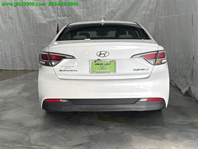 2016 Hyundai SONATA Hybrid SE   - Photo 20 - Bethany, CT 06524
