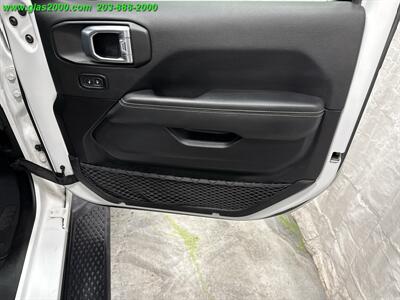 2021 Jeep Gladiator Overland   - Photo 26 - Bethany, CT 06524