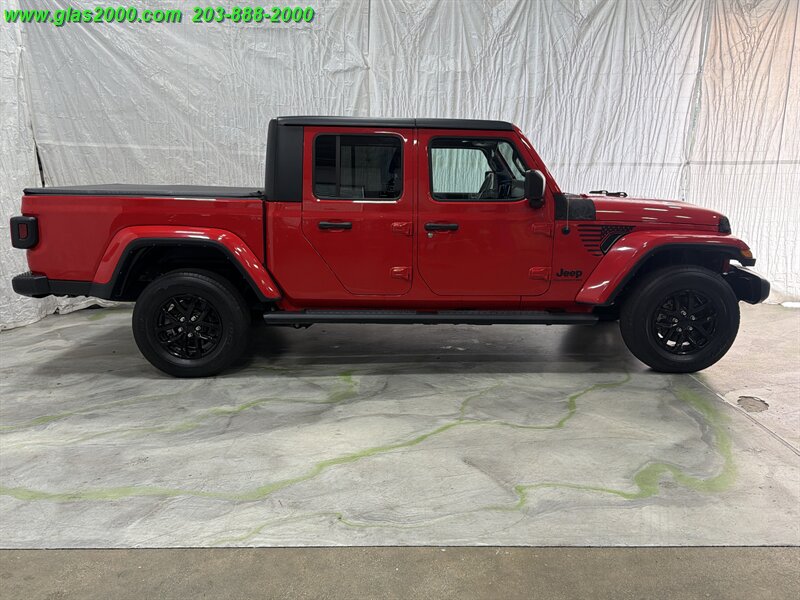 2021 Jeep GLADIATOR Sport - Photo 14 - Bethany, CT 06524