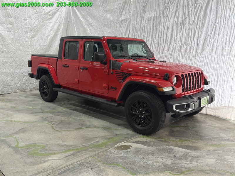 2021 Jeep GLADIATOR Sport - Photo 2 - Bethany, CT 06524