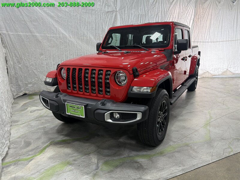 2021 Jeep GLADIATOR Sport   - Photo 1 - Bethany, CT 06524