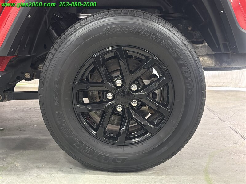 2021 Jeep GLADIATOR Sport - Photo 16 - Bethany, CT 06524