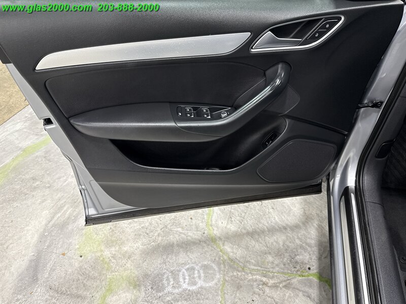 2018 Audi Q3 2.0T Premium quattro - Photo 25 - Bethany, CT 06524