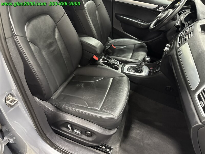 2018 Audi Q3 2.0T Premium quattro - Photo 5 - Bethany, CT 06524