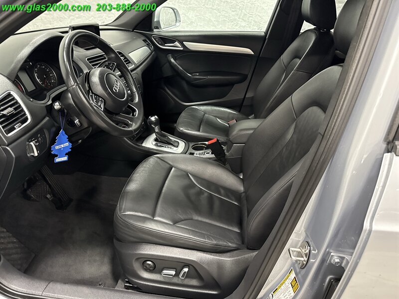 2018 Audi Q3 2.0T Premium quattro - Photo 3 - Bethany, CT 06524