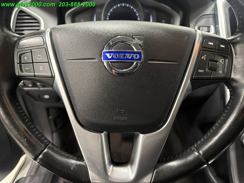 2016 Volvo XC60 T5 Premier - Photo 22 - Bethany, CT 06524