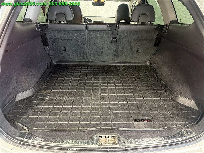 2016 Volvo XC60 T5 Premier - Photo 15 - Bethany, CT 06524