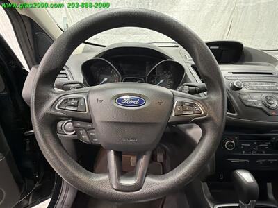 2017 Ford Escape SE   - Photo 4 - Bethany, CT 06524