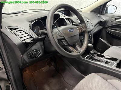 2017 Ford Escape SE   - Photo 3 - Bethany, CT 06524