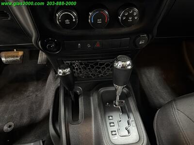 2015 Jeep Wrangler Unlimited Sport   - Photo 10 - Bethany, CT 06524