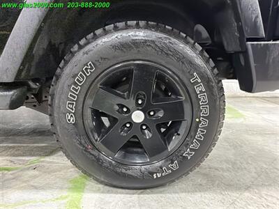 2015 Jeep Wrangler Unlimited Sport   - Photo 16 - Bethany, CT 06524