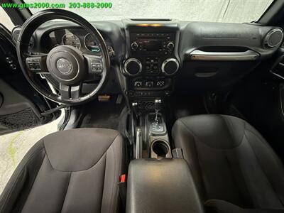 2015 Jeep Wrangler Unlimited Sport   - Photo 6 - Bethany, CT 06524