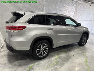 2018 Toyota Highlander XLE   - Photo 8 - Bethany, CT 06524