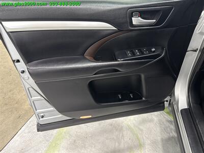 2018 Toyota Highlander XLE   - Photo 25 - Bethany, CT 06524