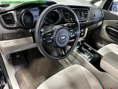 2018 Kia Sedona L   - Photo 3 - Bethany, CT 06524