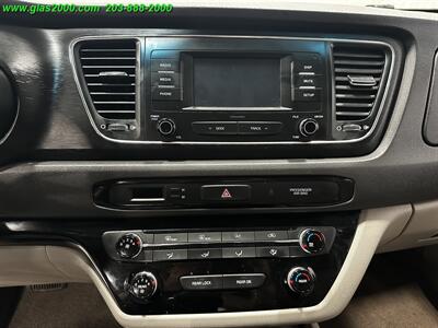2018 Kia Sedona L   - Photo 24 - Bethany, CT 06524