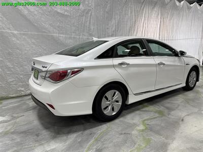2015 Hyundai SONATA Hybrid   - Photo 8 - Bethany, CT 06524