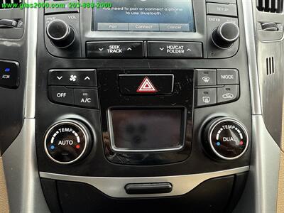 2015 Hyundai SONATA Hybrid   - Photo 15 - Bethany, CT 06524