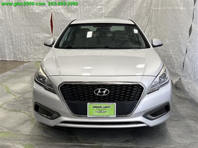 2016 Hyundai SONATA Hybrid SE   - Photo 19 - Bethany, CT 06524