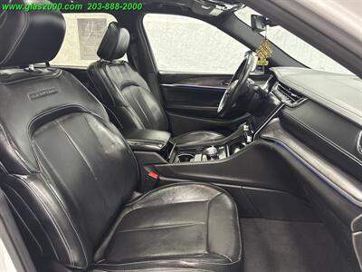2021 Jeep Grand Cherokee Overland   - Photo 5 - Bethany, CT 06524