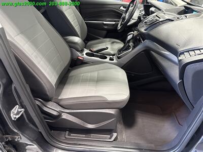2016 Ford C-MAX Hybrid SE   - Photo 5 - Bethany, CT 06524