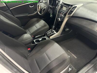 2016 Hyundai Elantra   - Photo 5 - Bethany, CT 06524