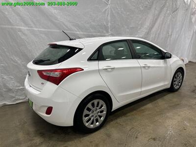 2016 Hyundai Elantra   - Photo 8 - Bethany, CT 06524