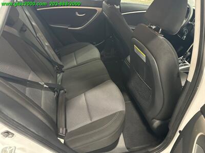 2016 Hyundai Elantra   - Photo 10 - Bethany, CT 06524