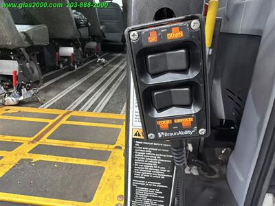 2018 Ford Transit 350 XL Handicap Wheelchair - Photo 11 - Bethany, CT 06524