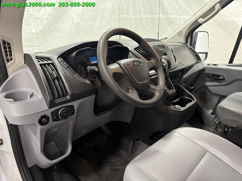 2018 Ford Transit 350 XL Handicap Wheelchair - Photo 3 - Bethany, CT 06524