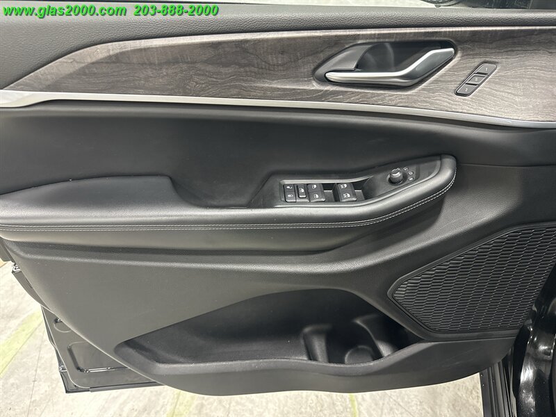 2023 Jeep Grand Cherokee L Limited - Photo 21 - Bethany, CT 06524