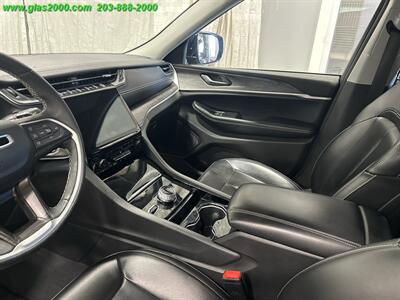 2023 Jeep Grand Cherokee L Limited - Photo 3 - Bethany, CT 06524