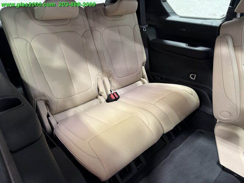 2023 Jeep Grand Cherokee Limited - Photo 38 - Bethany, CT 06524