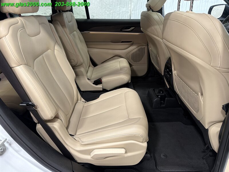 2023 Jeep Grand Cherokee Limited - Photo 10 - Bethany, CT 06524