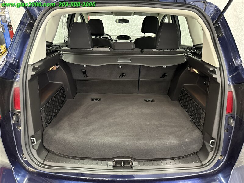 2017 Ford C-MAX Hybrid SE - Photo 15 - Bethany, CT 06524