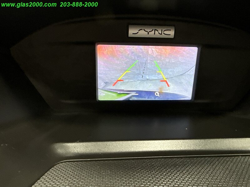 2017 Ford C-MAX Hybrid SE - Photo 11 - Bethany, CT 06524