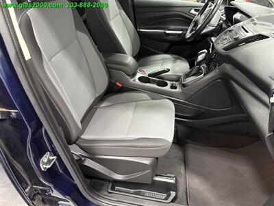 2017 Ford C-MAX Hybrid SE - Photo 5 - Bethany, CT 06524