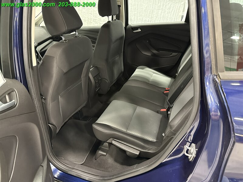 2017 Ford C-MAX Hybrid SE - Photo 9 - Bethany, CT 06524