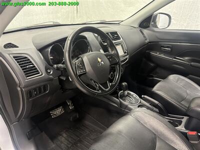 2017 Mitsubishi Outlander Sport 2.4 SEL - Photo 3 - Bethany, CT 06524