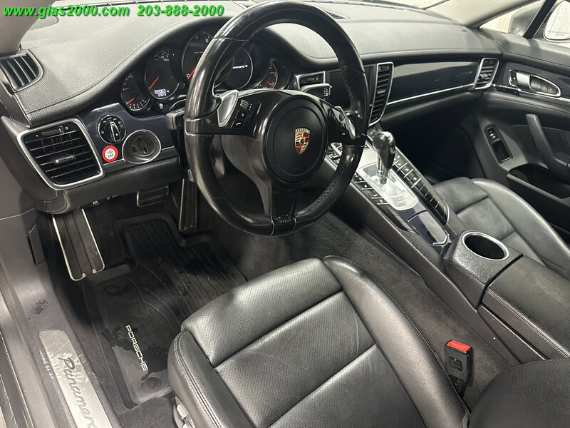 2015 Porsche Panamera - Photo 3 - Bethany, CT 06524