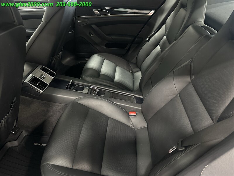 2015 Porsche Panamera - Photo 22 - Bethany, CT 06524