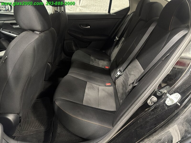 2023 Nissan Sentra SR - Photo 9 - Bethany, CT 06524