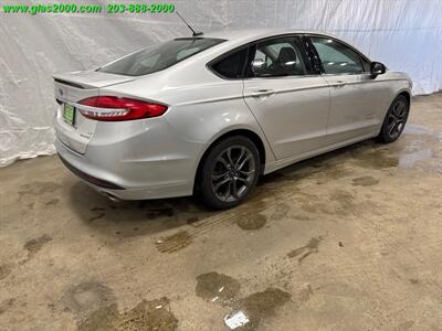 2018 Ford Fusion SE   - Photo 8 - Bethany, CT 06524