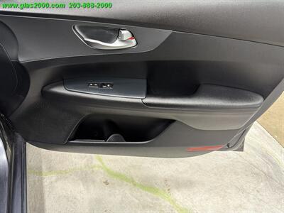 2021 Kia Forte FE - Photo 26 - Bethany, CT 06524