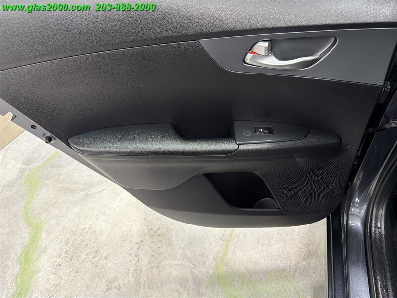 2021 Kia Forte FE - Photo 27 - Bethany, CT 06524